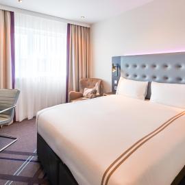 Viesnīca Premier Inn Saarbrücken City Congresshalle pilsētā Zārbrikene