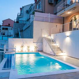 Villa with Swimming Pool Tia&Ella -heated pool