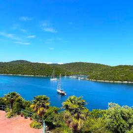 Azure Villa & Suites