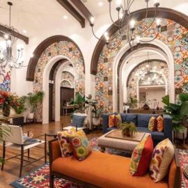 A luxurious and romantic at Lacasita Huahin by PTA