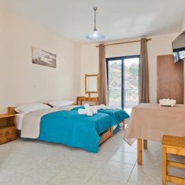 Venetia Studios, hotel a Càrpatos