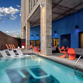 Aloft by Marriott Dallas Downtown, hotelli kohteessa Dallas