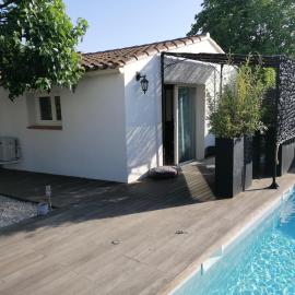 Le Studio le XV, hotel v destinaci Martigues