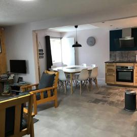 Appartement spacieux au cœur du massif du Sancy, hotel in Le Mont-Dore