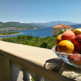 Apartments Cajic, ξενοδοχείο σε Povile