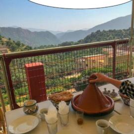 Auberge Village Paradise Valley, hotel a Tagherat Anekrim