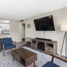 Newly Renovated 2 Bedroom Downtown Saskatoon Condo, hotel a Saskatoon
