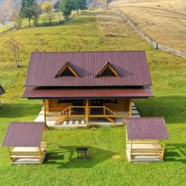 Шепіт Карпат, hotel in Synevyrsʼka Polyana