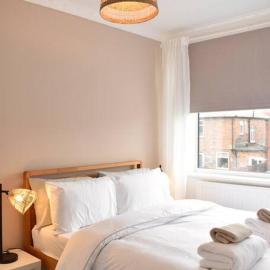 Large Comfortable Home - Newcastle