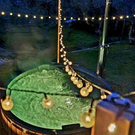 Kuća za odmor Malia sa Spa Hot Tub Jacuzzijem - Nice and Cozy - Free tickets to all City attractions, отель в городе Ðurđevac