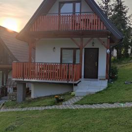 Domek na Górce 2, hotelli kohteessa Krościenko
