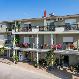 Apartments Lina, hotel in Potos