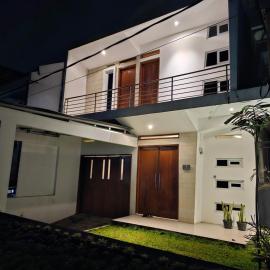 Cozy Villa / Rumah Sejuk City View Bandung
