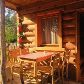 Karczma nad Szumem, hotell sihtkohas Józefów