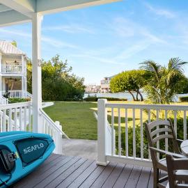 Beach House Getaway - 2BR 2-5BA Coastal Villa, hotel en Duck Key
