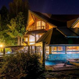 Willa Chruślice-Basen sezon,Sauna, hotel in Nowy Sącz