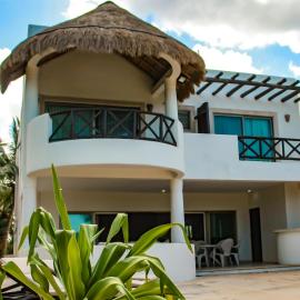 Salamina Luxury private house، فندق في Uaymitun
