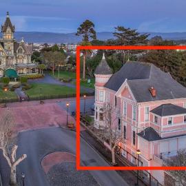 Pinc Lady Mansion, hotel u gradu Eureka