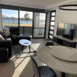 New ground floor 2 bed/2 bath Apartment Marina, hotel in Mandurah