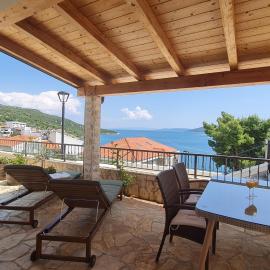 The View, hotel in Vinišće