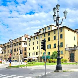 Lucca Walls Dream - Air Cond - Wi-Fi - Panoramic in front of the historical Walls -, hotel u Lucci