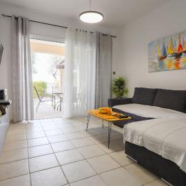 Daniel's Apt - Magical Views, hotel a Tsadha