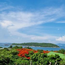 Sawasdee Sichang, hotell sihtkohas Ban Tha Thewawong