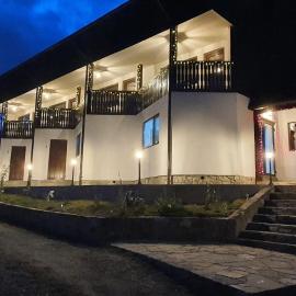 Pensiunea Sara pe deal, hotel v destinácii Hangul
