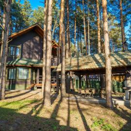 Dacha 9: Voropayev şehrinde bir otel