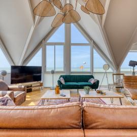 Le Poséidon - gîte exceptionnel face à la mer avec spa, terrasse, 4 chambres, hotel en Fécamp