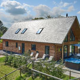 Holly Lodge, khách sạn ở Welshpool