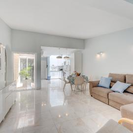 Beautiful bungalow in Island Village, hotel in Adeje