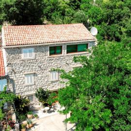 Sunny Villa, With Pool, BBQ, View, Parking