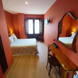 Hotel Rural Pajarapinta, hotel in Molinaseca