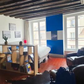 EXIGEHOME-Grand studio en centre ville - 300 m du RER A, hotel a Saint-Germain-en-Laye