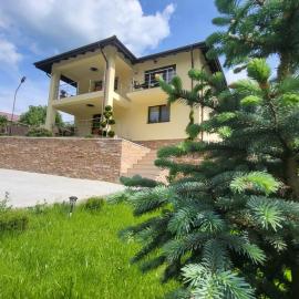 Noblesse Calimanesti، فندق في Căciulata