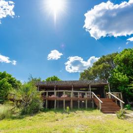 Semowi Lodge, khách sạn ở Mirapene