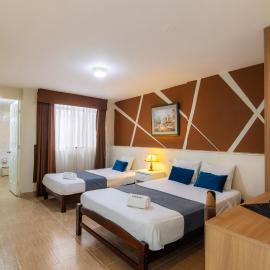 Hotel Country Trujillo, מלון בטרוחיו