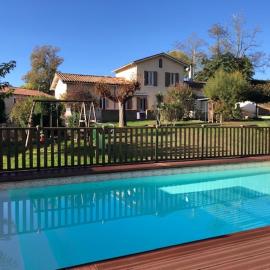 Chambres d'Hôtes de Marchet, מלון בAuvillar