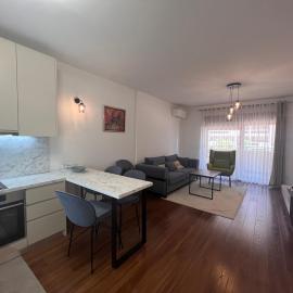White Homes 1BR/APT•Master Quart