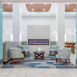 Holiday Inn Express & Suites Williamsburg by IHG, hotel em Williamsburg