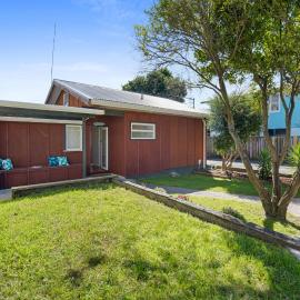 Seaside Chalet Papamoa, hotel in Papamoa