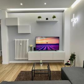 Luxury Downtown - Milan MF Apartments, hotel Milánóban
