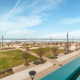 Duplex à Mimizan Plage pour 7 pers, parking, face océan, classé 3 étoiles - FR-1-50-92, hotel in Mimizan