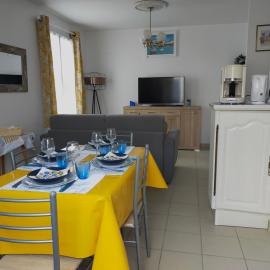 Maison au coeur de Saint-Gilles L'Inattendue, hotel in Saint-Gilles-Croix-de-Vie