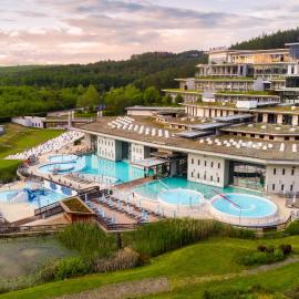 Hunguest Saliris, hôtel à Egerszalók