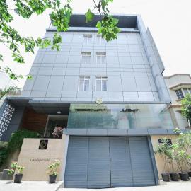 Tetrad Hotels - International Airport Road Hebbal, hotel v mestu Bangalore