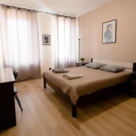 Hidden Peak - Guestrooms, hotel in Warsaw
