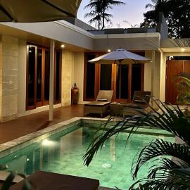 Pandan Villas, hotel in Selong Belanak
