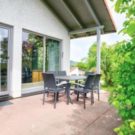 Holiday Home Solling by Interhome, hotel a Uslar